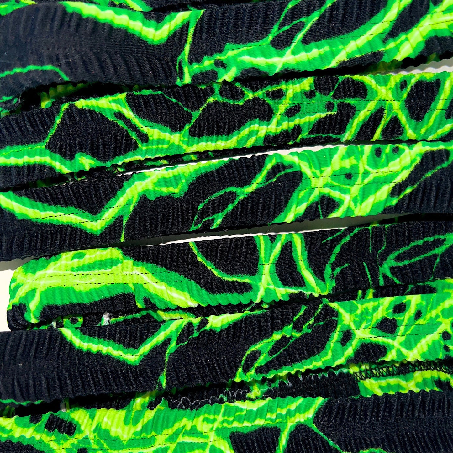 ACE Classic Garter: It's Electric Green